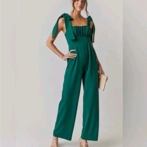 Francesca's Collections Emerald Green Jumpsuit
